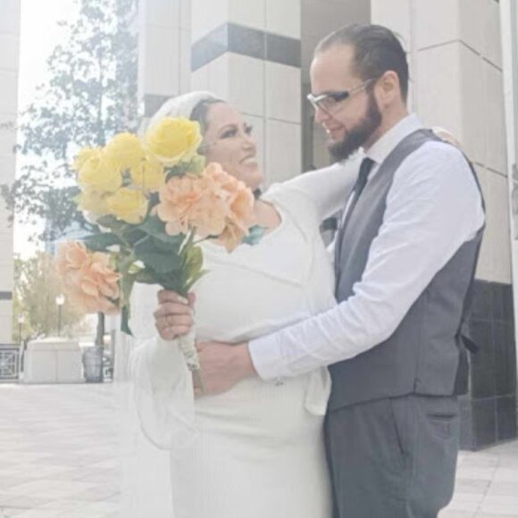 Kristine : ) - Picture 3 of 6